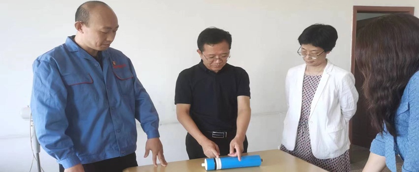 侯景濱到兩家基層單位指導工作并進行節前安全檢查